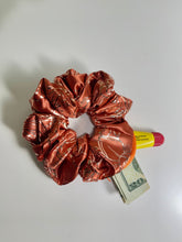 Load image into Gallery viewer, Zipper Scrunchies