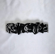 Load image into Gallery viewer, Scrunchie Watch Bands