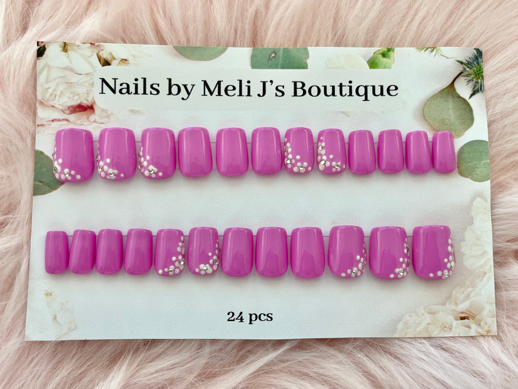 Ready to Ship Nail Sets